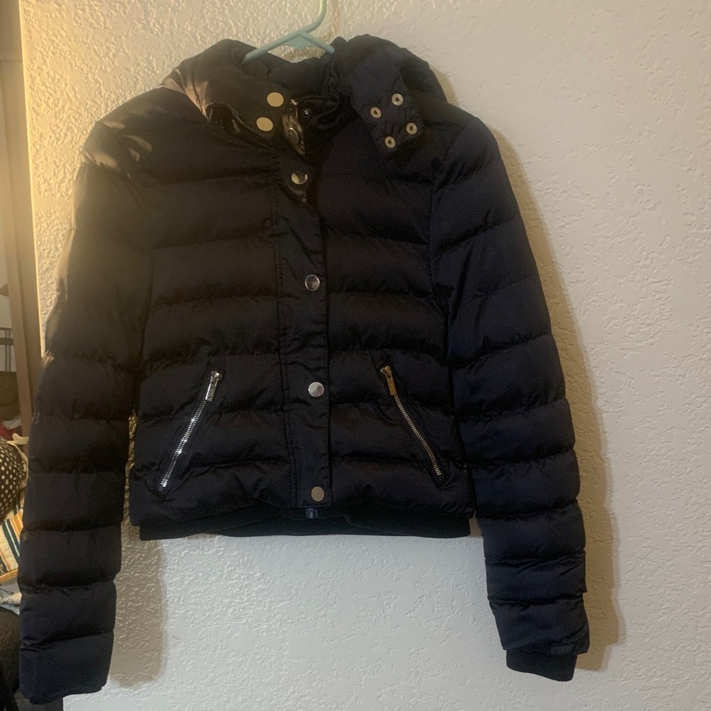 Navy blue puffer jacket sz Small
